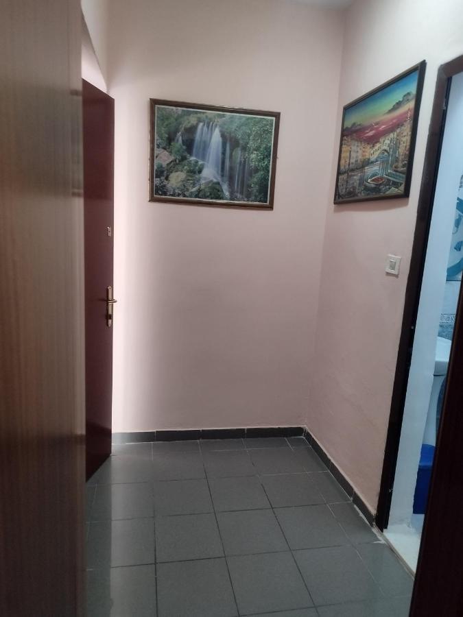Guest Room Tirana Center Экстерьер фото